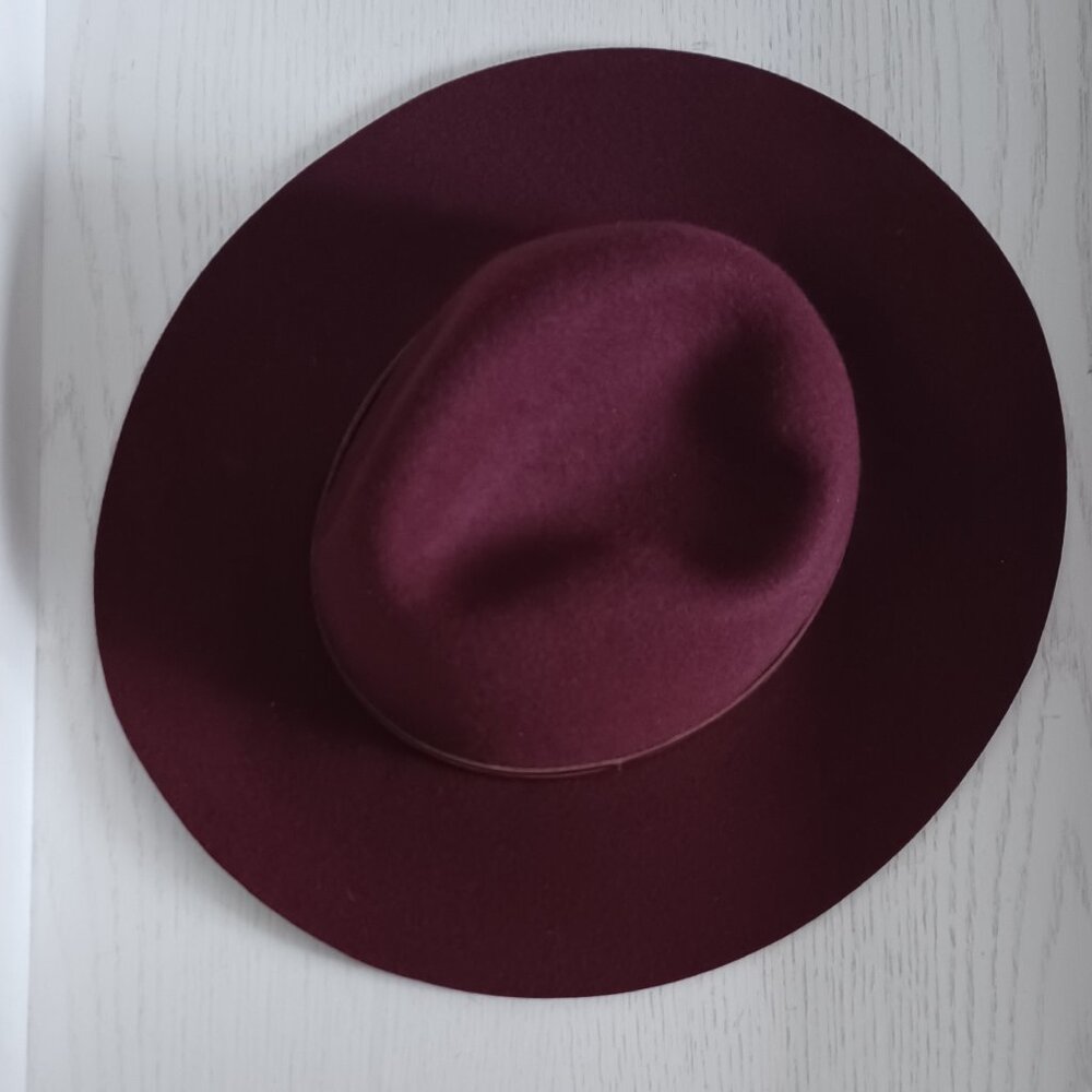 Wool Fedora hat - small NEW burgundy